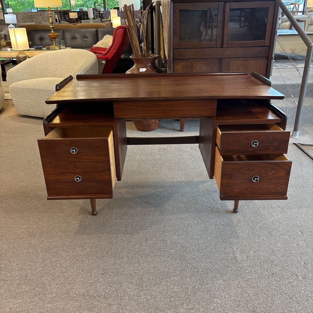 MC Hooker Walnut Executive Desk