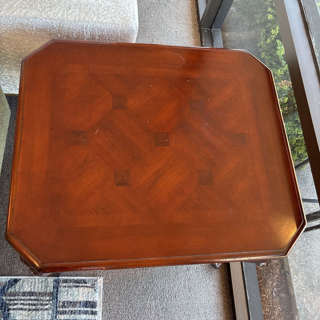 Traditional Style Side Table