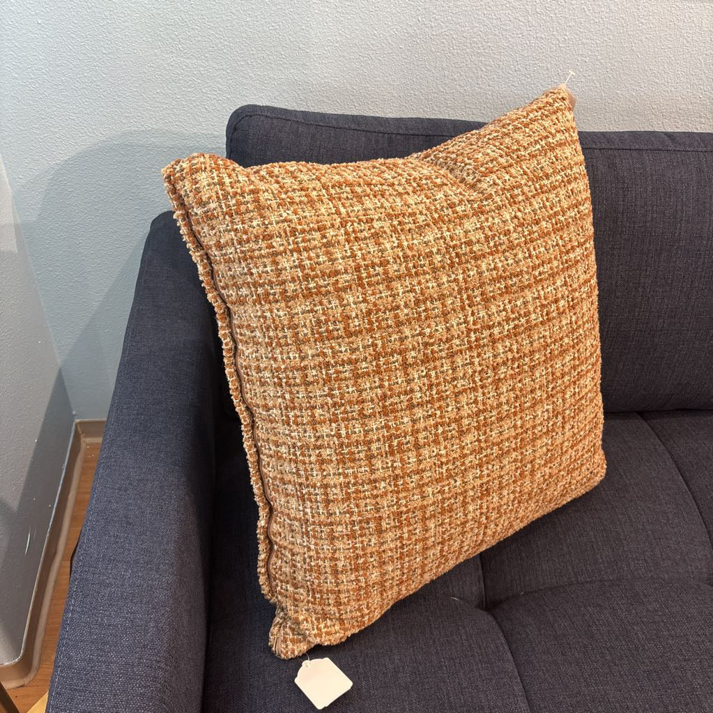 Accent Pillow U PILLOWS