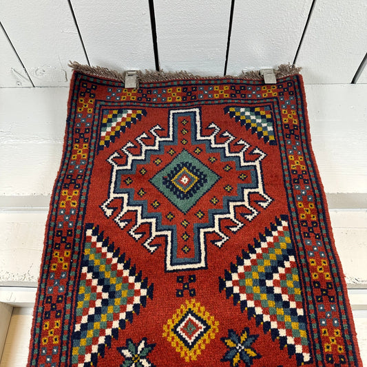 2000's Persian Runner (2'2"x6'5") RUGS