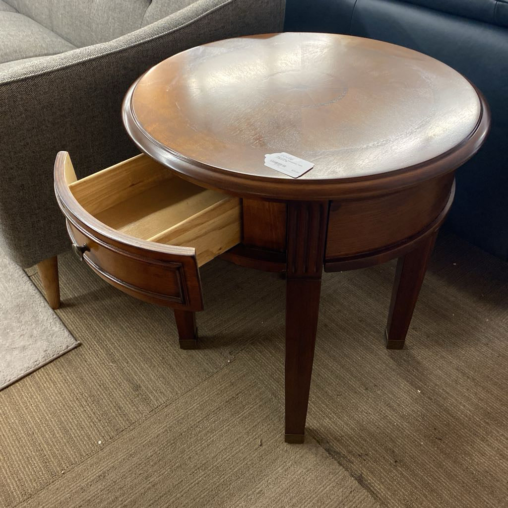 Round Inlay Occasional Table w/Drawer C SIDE TABLES
