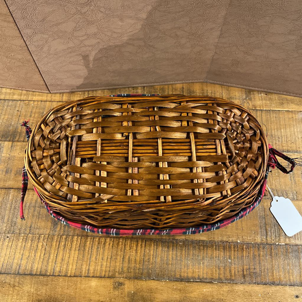 Flannel Lined Basket w/ Handles