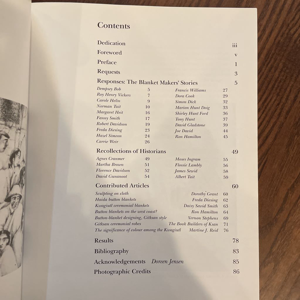 Robes of Power Totem Poles on Cloth Book UNIQUE FINDS