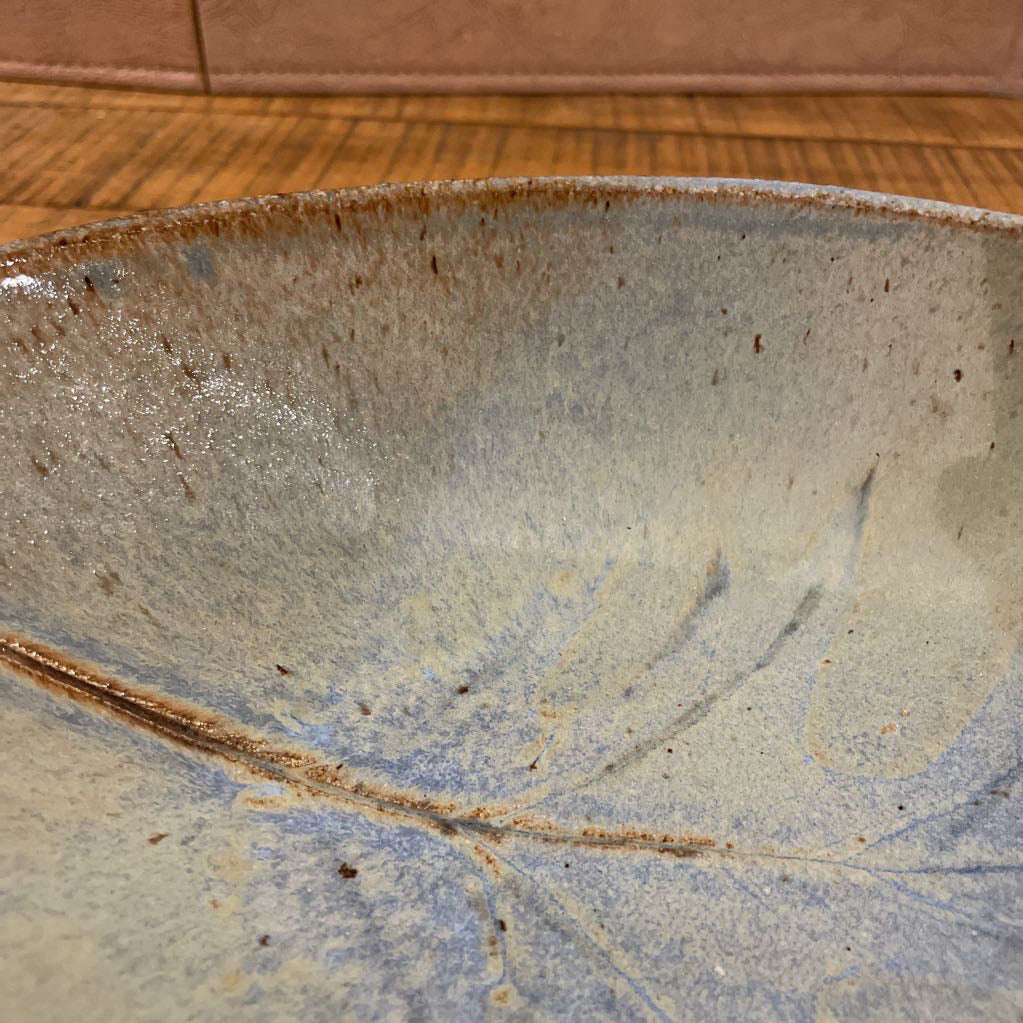Oval Pottery Leaf Dish