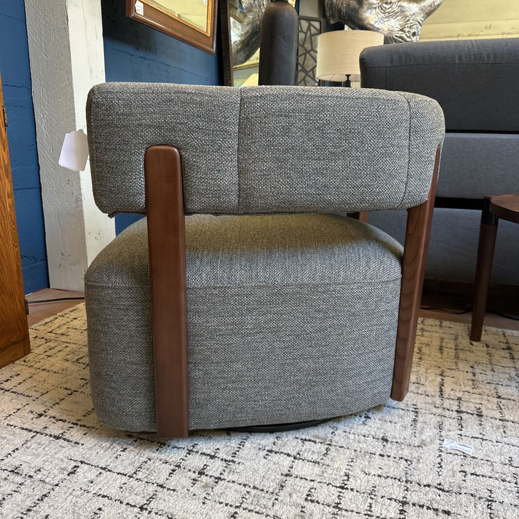 Bermejo Grove Accent Chair