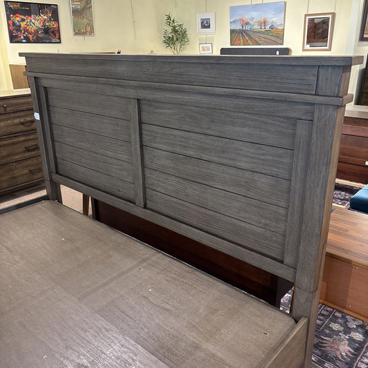 Solid Wood Grey Brushed King Bed Frame C BED FRAMES