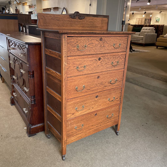 Vintage Oak 5 Drawer Dresser w Trim Detail *Key At Desk* C HIGHBOYS