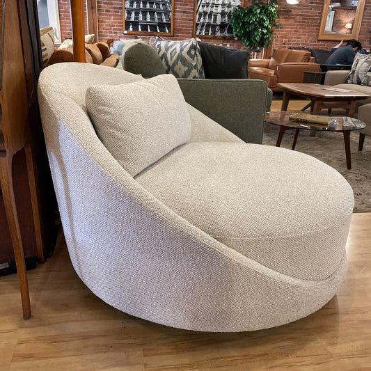 Parana Linen Accent Chair U ACCENT CHAIRS