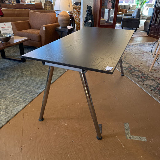 Black Metal Leg Height Adjustable Desk C DESKS