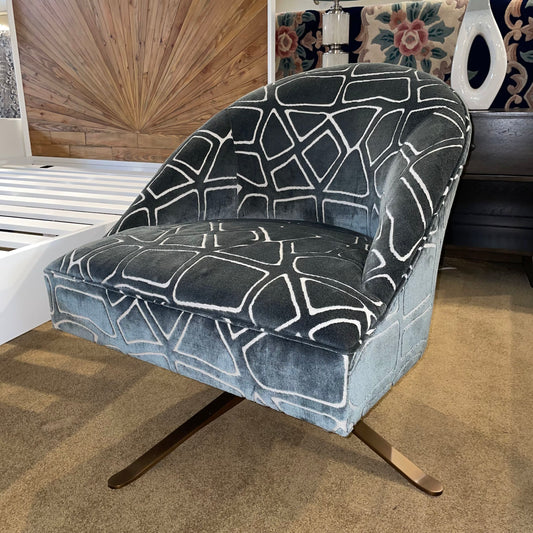 Velvet Patterned Swivel Chair U ACCENT CHAIRS