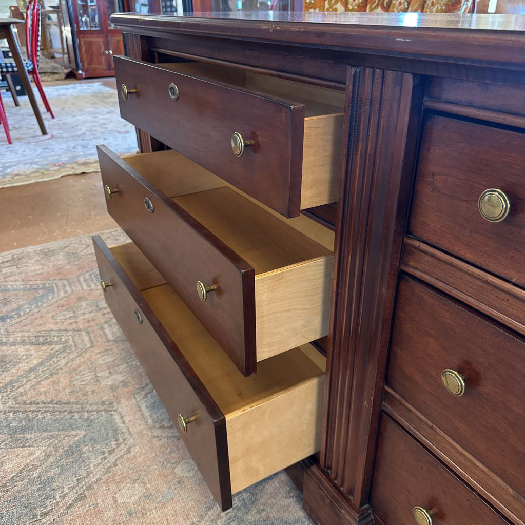 Broyhill Dresser C LOWBOYS