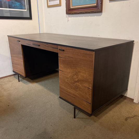 Black Top Wooden MC Style Desk C DESKS