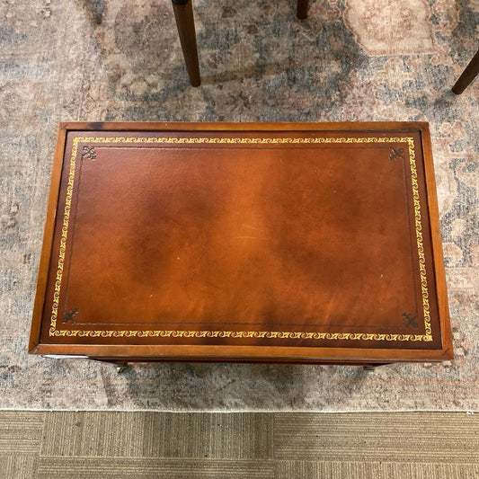 Traditional Leather Top Tea Table w/Casters C SIDE TABLES
