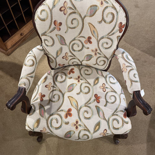 Victorian Style Carved Wood Leaf Patterned Chair U ACCENT CHAIRS