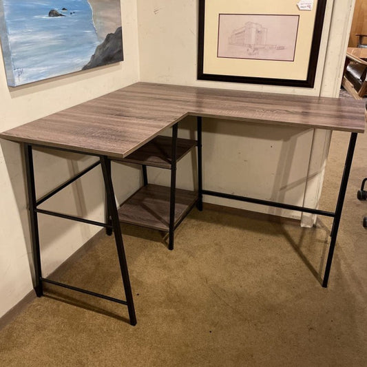Small L Shaped Faux Wood Metal Desk C DESKS