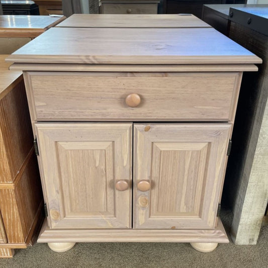 Rose Tinted Light Wood 1 Drawer 2 Door Nightstand C NIGHTSTANDS