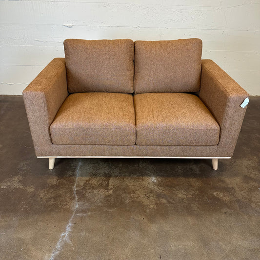 Alba Clay Loveseat U LOVESEATS