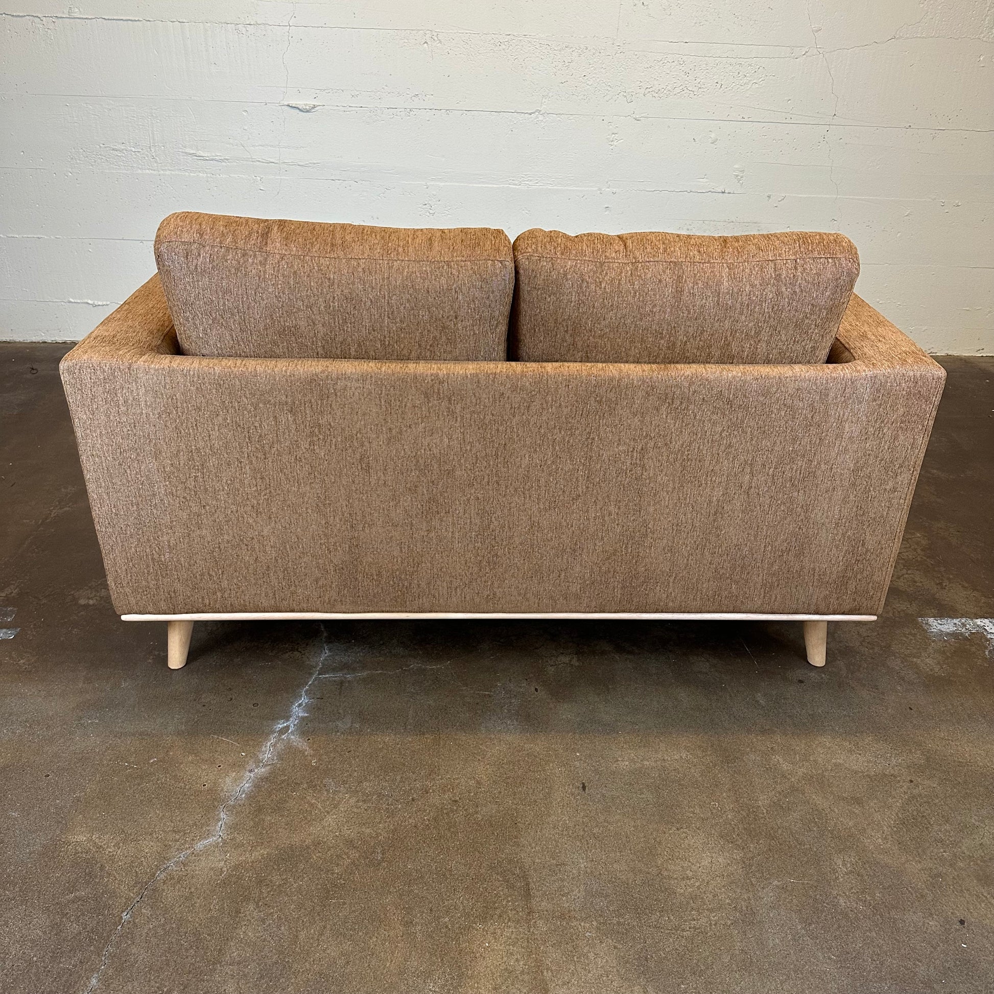 Alba Clay Loveseat U LOVESEATS