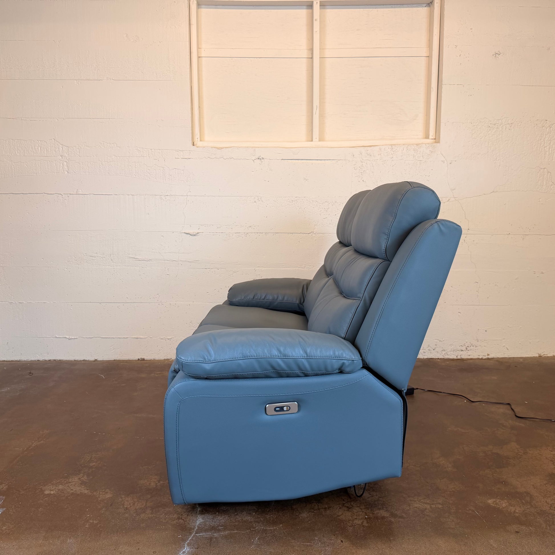 Hancock Leather Power Double Reclining Love Seat In Blue U LOVESEATS
