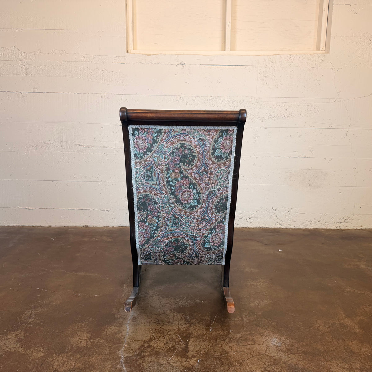 Lincoln Rocker U ACCENT CHAIRS
