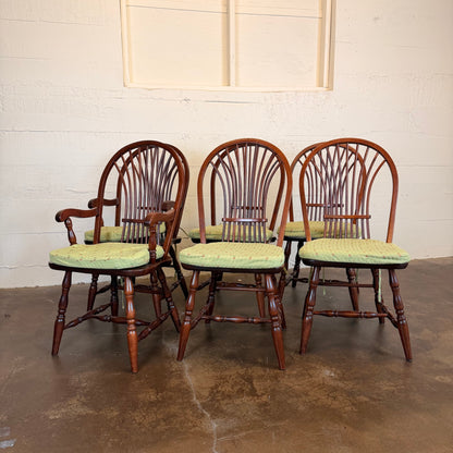 Maple Round Dining Table w/ Leaves and Set of 6 Chairs C DINING TABLES