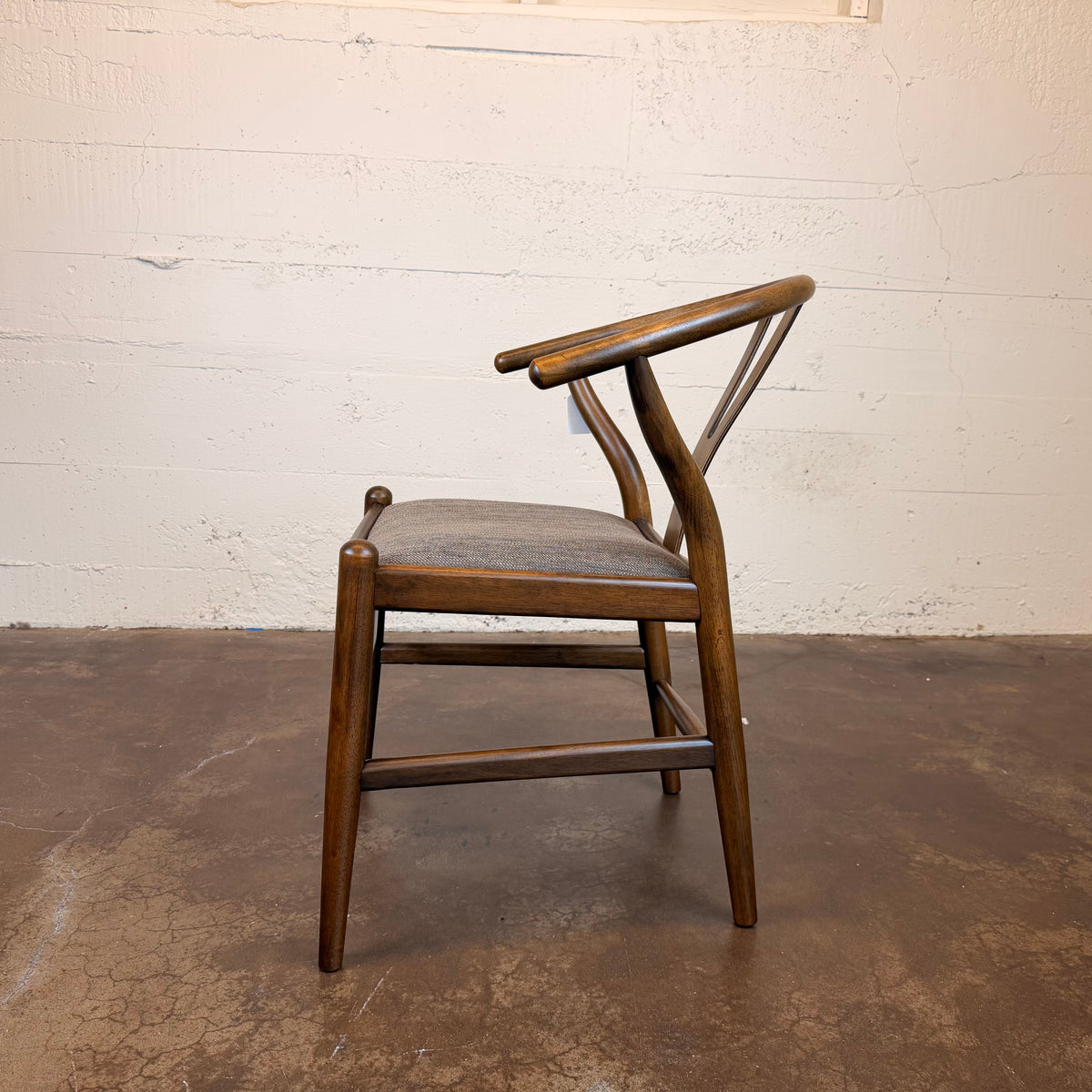 MC Wishbone Dining Chair C DINING CHAIRS