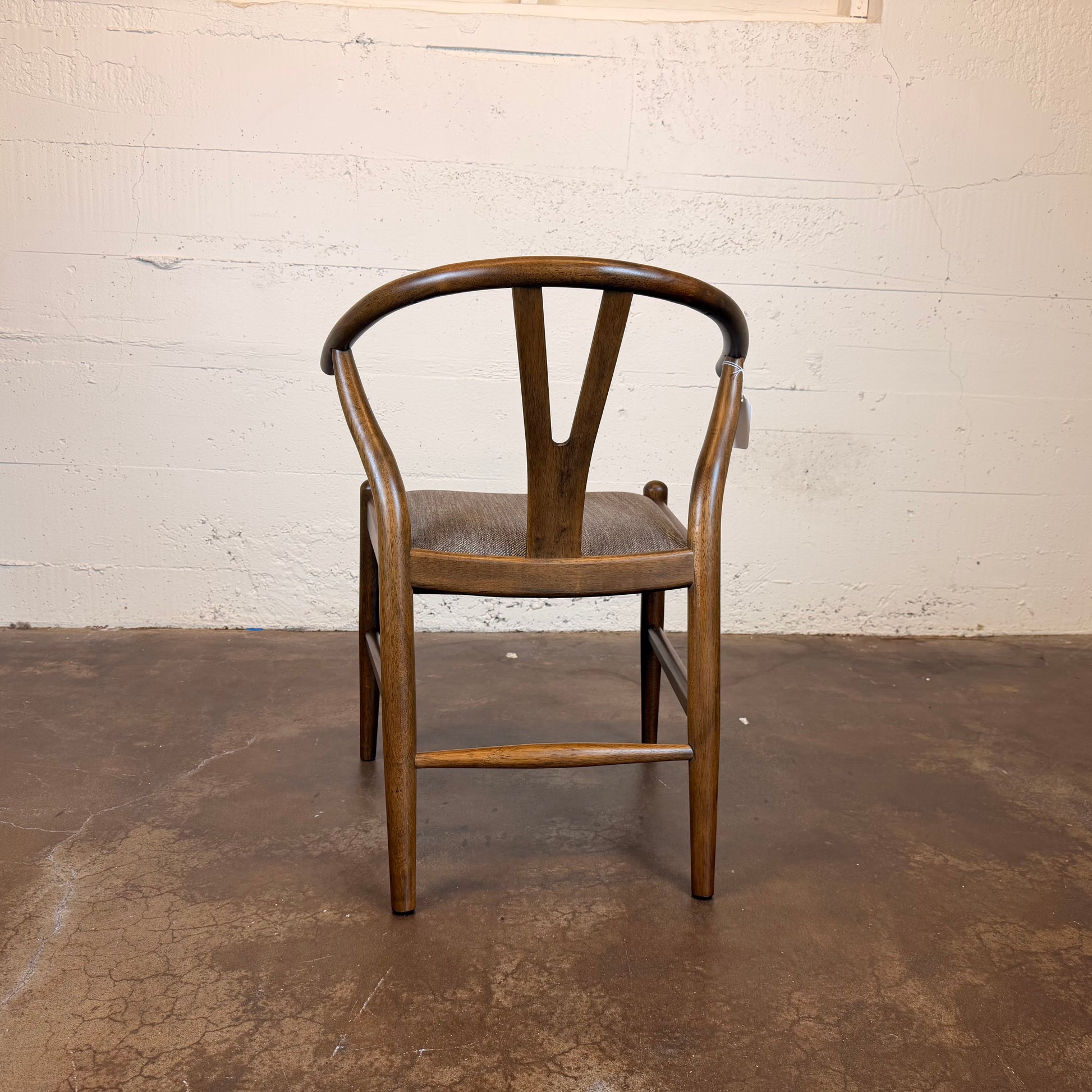 MC Wishbone Dining Chair C DINING CHAIRS