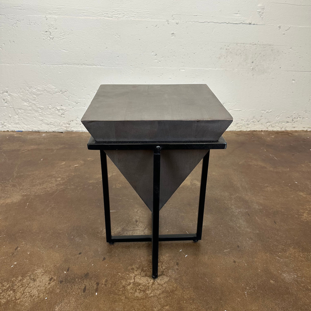 S. Grey Triangle Cube End Table C SIDE TABLES