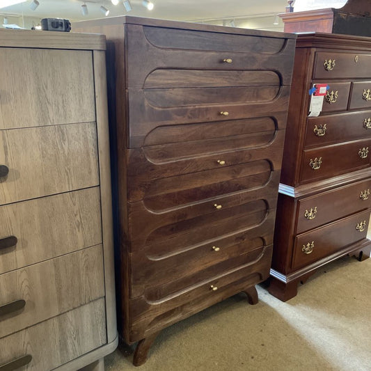 Pirogue Chest