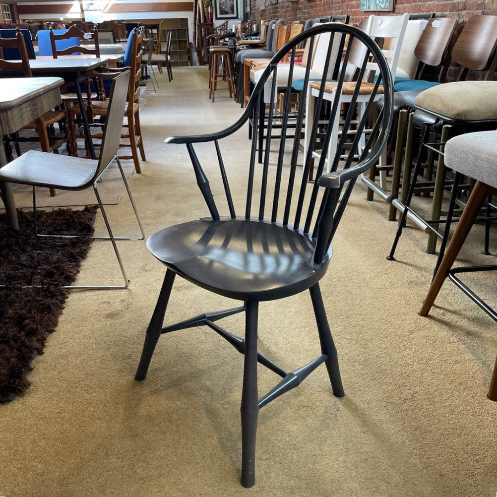 O&G Windsor Chairs SET of 5 C DINING CHAIRS