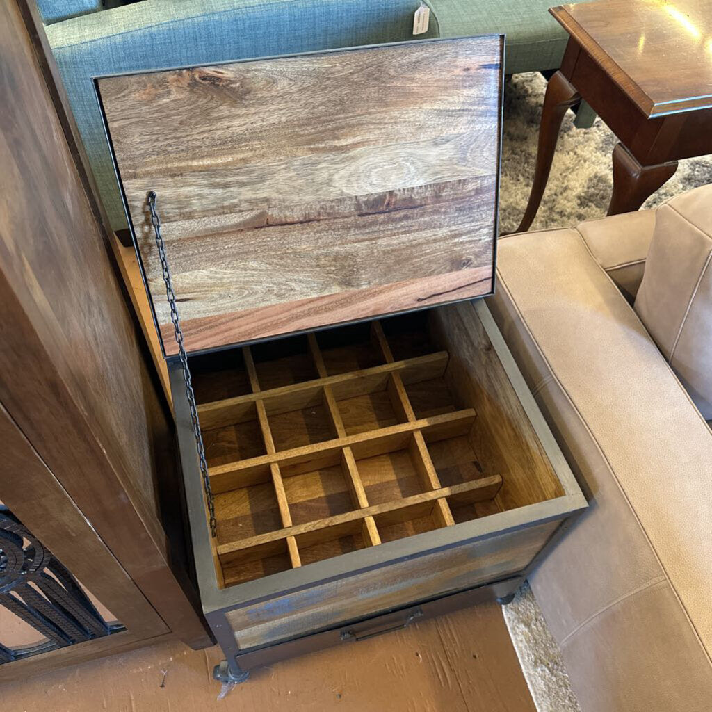 Iron Bar Box Lamp Table