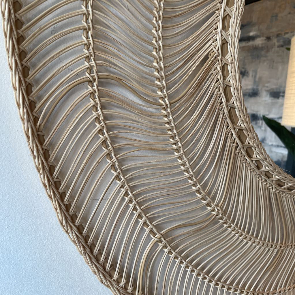 Round Wicker Frame Mirror