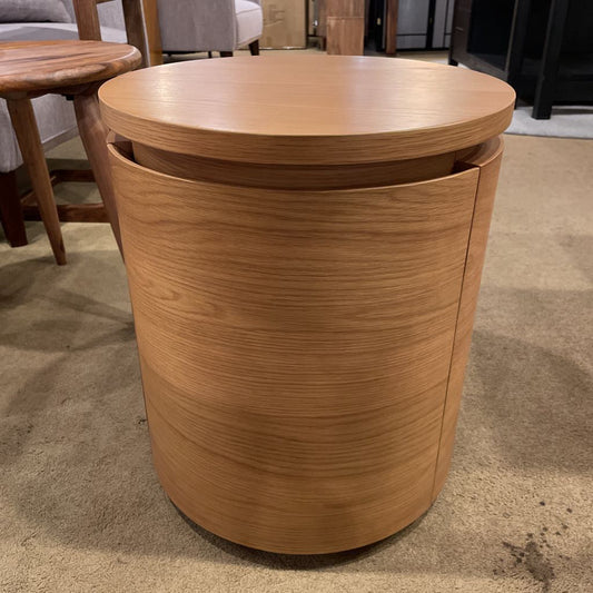 Oak Cylindrical End Table w Hidden Storage C SIDE TABLES