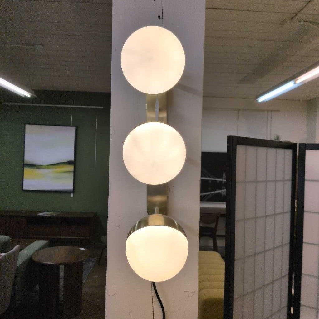 Multi-bulb Sconce LAMPS