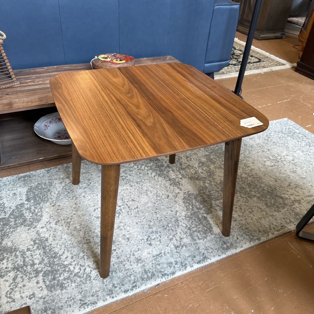 Side Tables C SIDE TABLES