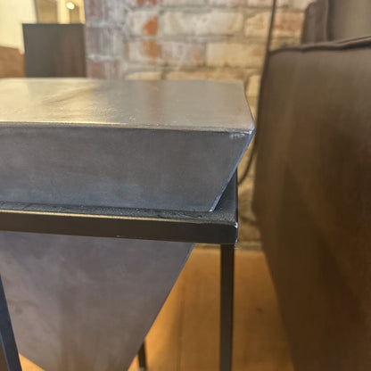 Side Tables C SIDE TABLES