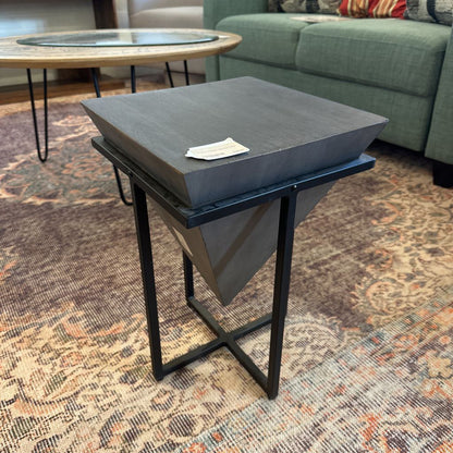 Side Tables C SIDE TABLES