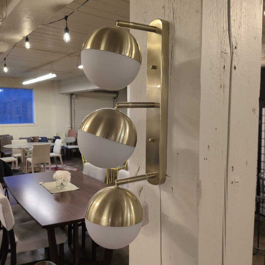 Adreo 3-Bulb Sconce LAMPS