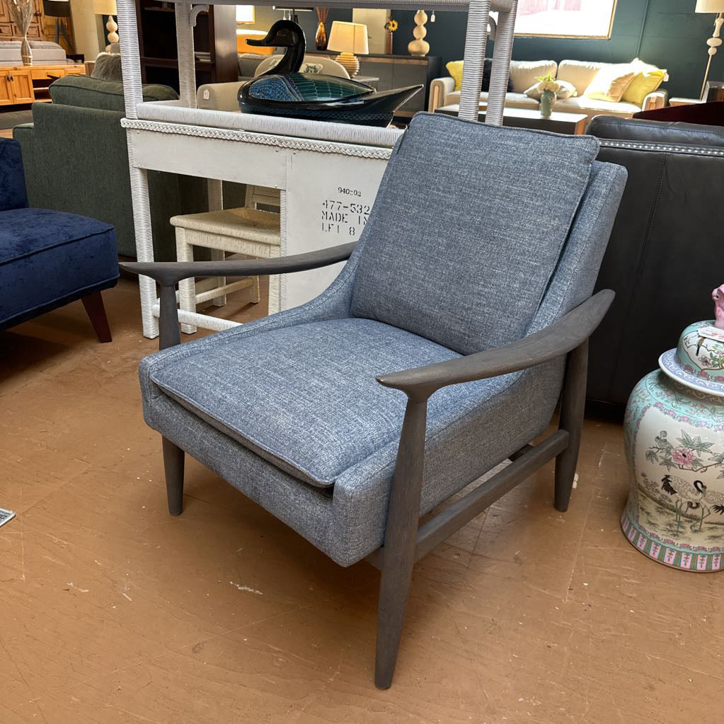 Accent Chairs U ACCENT CHAIRS