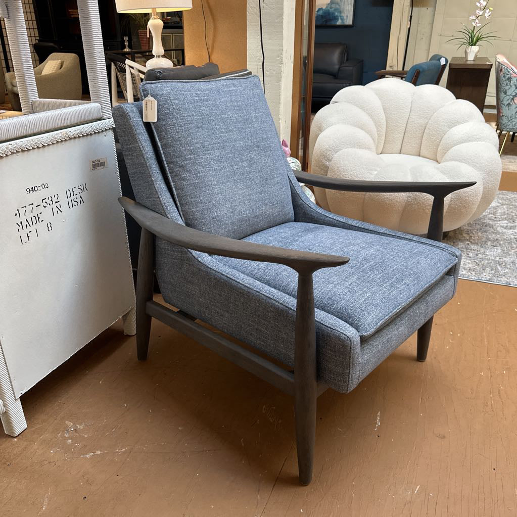 Accent Chairs U ACCENT CHAIRS