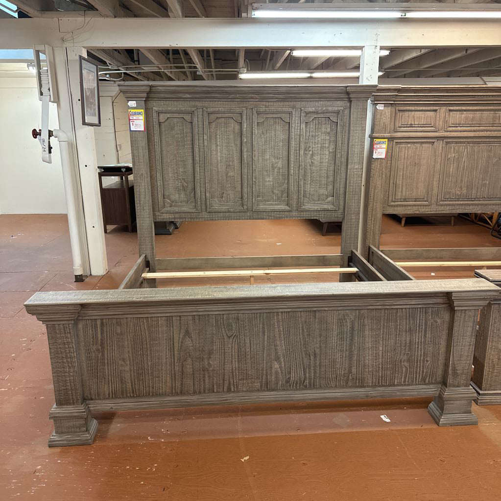 Rustic King Bed C BED FRAMES