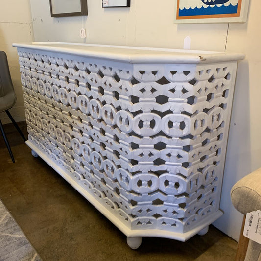 MARGUERITE CREDENZA