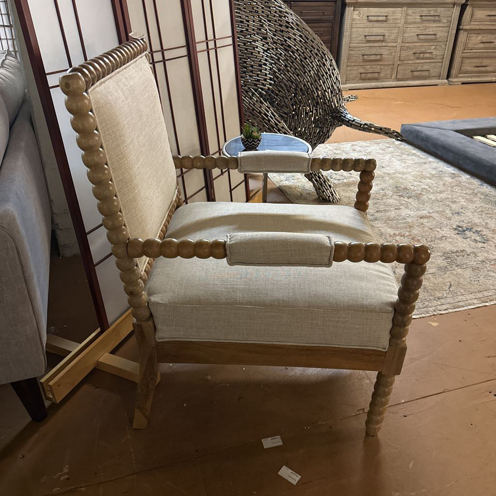 Atwater Chair U ACCENT CHAIRS