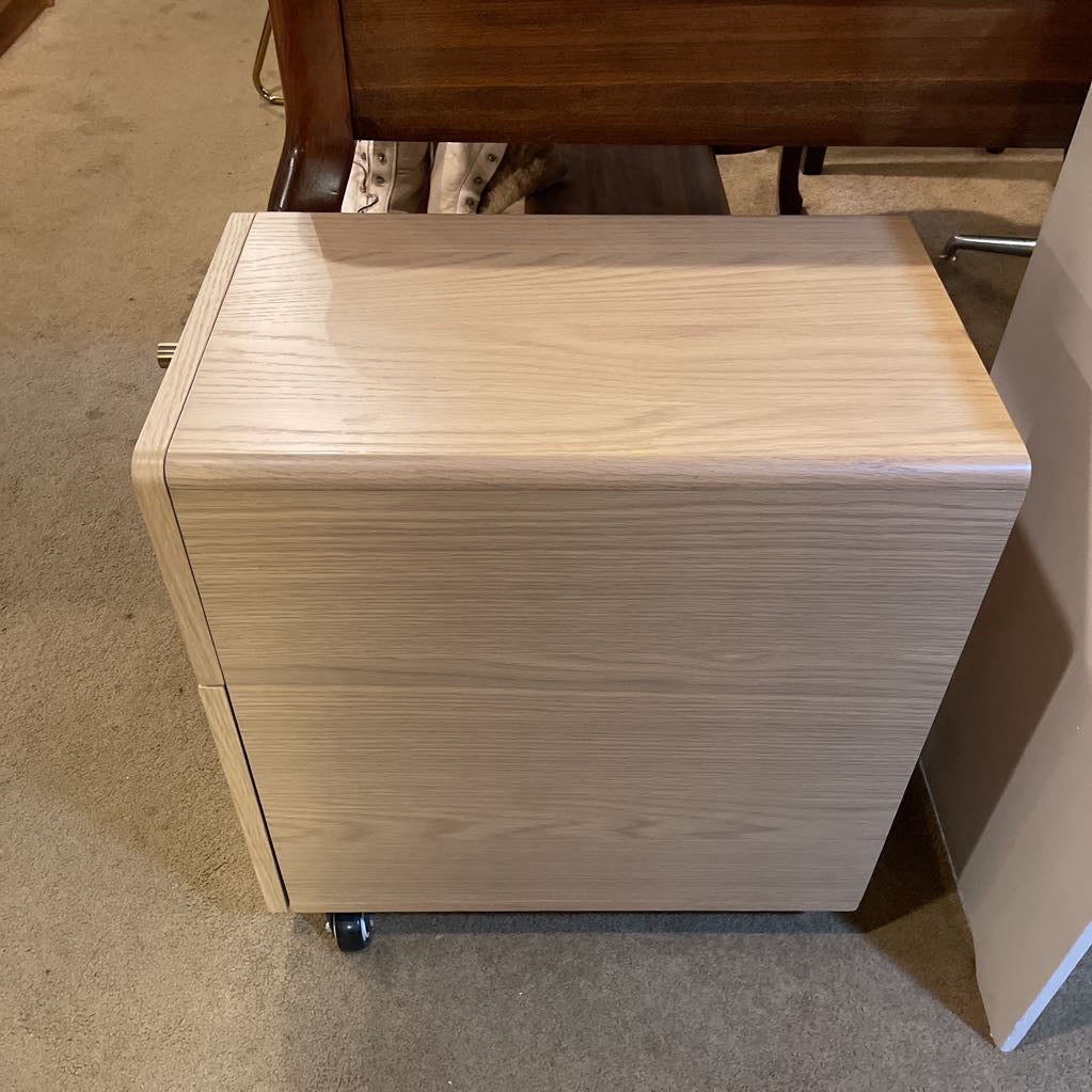 2 Drawer Rolling File Cabinet w Brassy Pulls C CABINETS