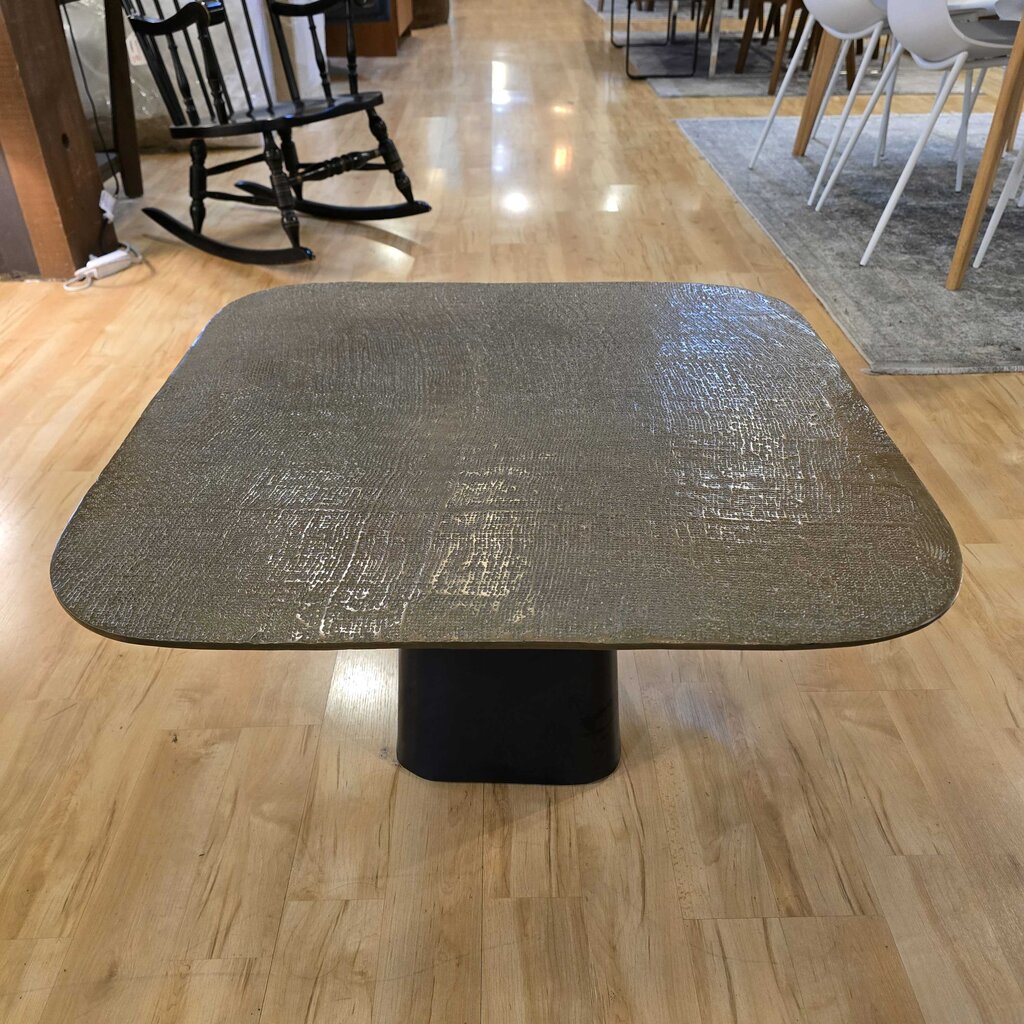 MELOR SQUARE COFFEE TABLE