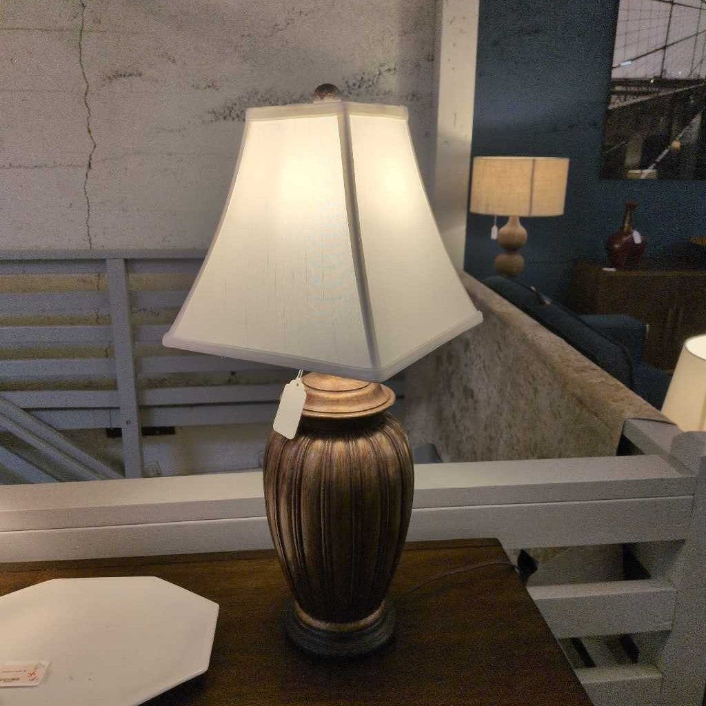 Faux Brass Square Shade Lamp LAMPS