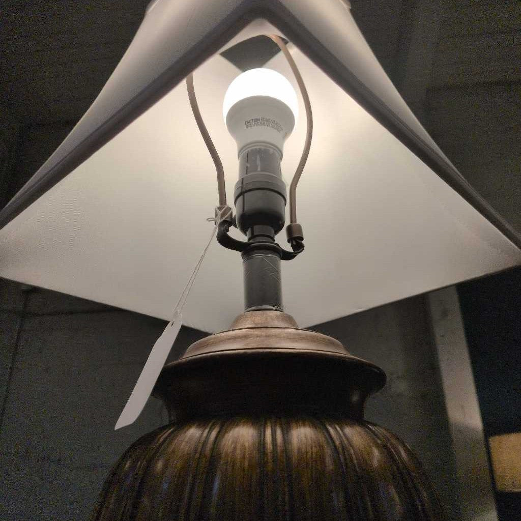 Faux Brass Square Shade Lamp LAMPS