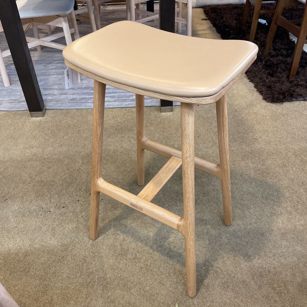 Mod Oak Stool with Leather Seat