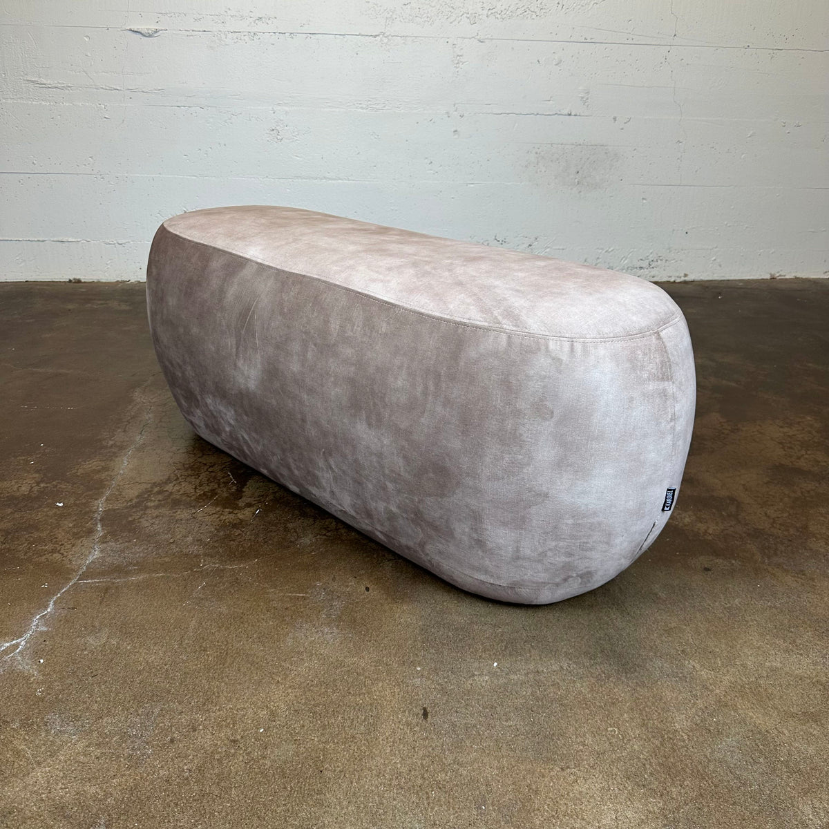 Almond Pearl Bench C ACCENT BENCHES