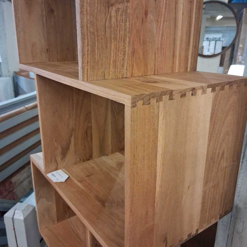 Natural Acacia 6 Cube Shelf C BOOKSHELVES